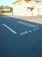 車をお持ちの方に嬉しい駐車場付きの物件です