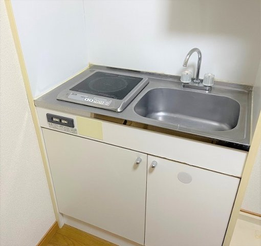 コンパクトなキッチンで掃除もラクラク