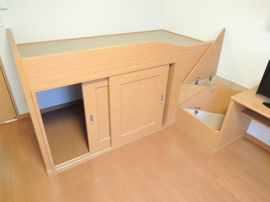 収納付ベッドタイプのお部屋です