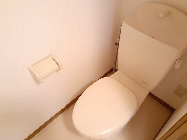 シンプルで使いやすいトイレです