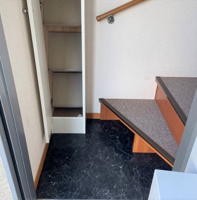 シンプルで使いやすい玄関です