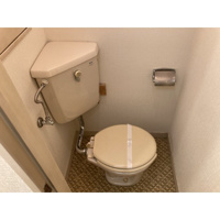 シンプルで使いやすいトイレです