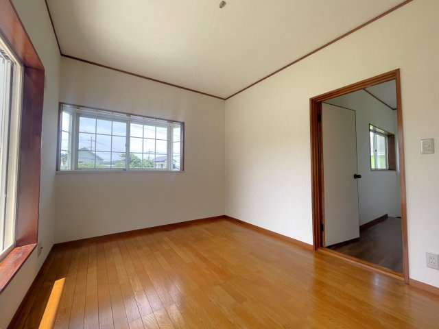山武市湯坂貸家の洋室|2F洋室(6帖)
