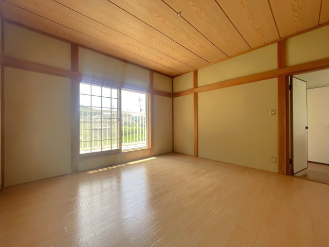 山武市湯坂貸家の洋室|2F洋室(8帖)