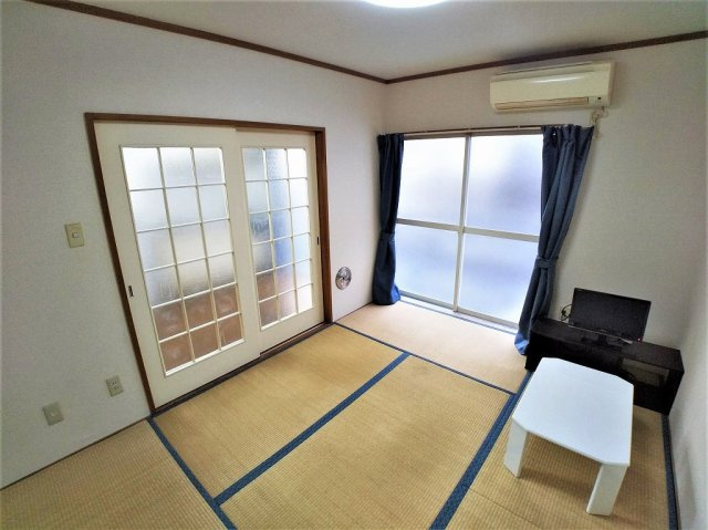 使い勝手のいい寝室です