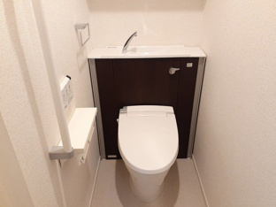 清潔感のあるトイレです