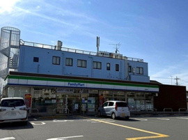 ファミリーマート加美店まで200m