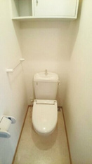 シンプルで使いやすいトイレです