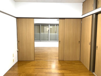 ※写真は別の部屋です