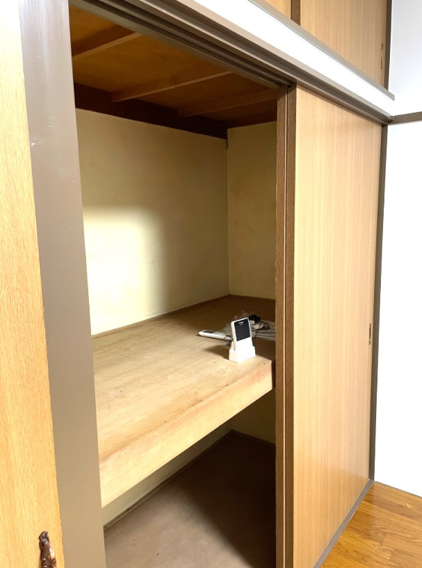 ※写真は別の部屋です