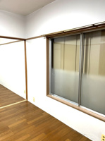 ※写真は別の部屋です