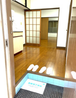 ※写真は別の部屋です