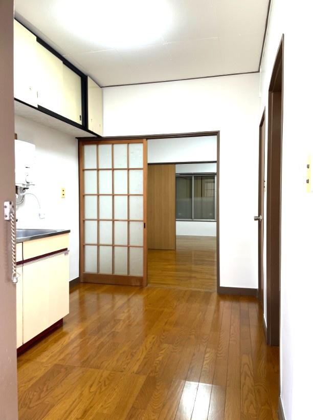 ※写真は別の部屋です