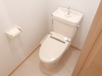 ゆったりとした空間のトイレです