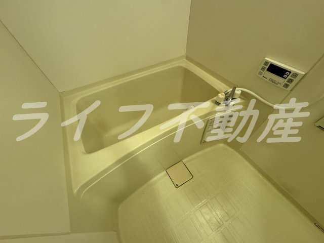 シャリテ今里の浴室|きれいなお風呂です