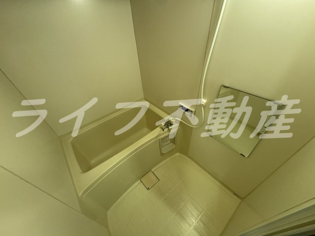 シャリテ今里の浴室|コンパクトで使いやすいお風呂です