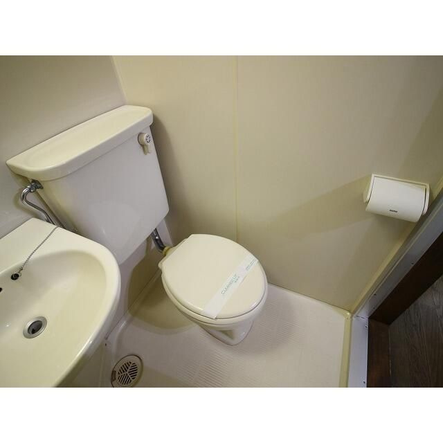 八王子市椚田町の賃貸マンションのトイレ