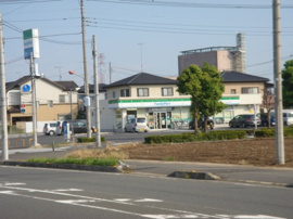 ファミリーマート熊谷拾六間店まで1,373ｍ