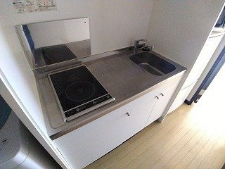 コンパクトなキッチンで掃除もラクラク
