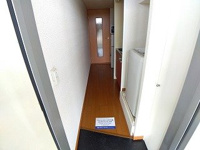 シンプルで使いやすい玄関です