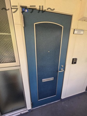 シンプルで使いやすい玄関です