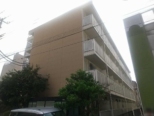 落ち着いた雰囲気の外観です