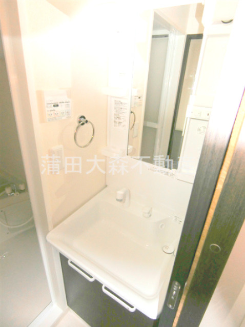 Bloom Residence(ブルームレジデンスの洗面所|洗面脱衣所　独立洗面台
