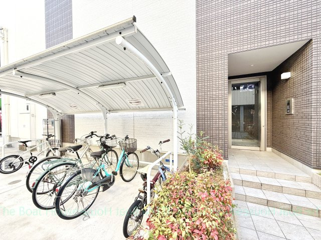 PRIMALE今池のエントランス