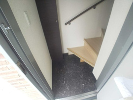 シンプルで使いやすい玄関です
