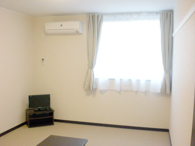 こちらの居間で趣味の時間をお楽しみください