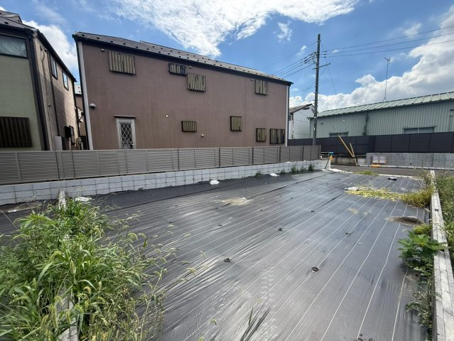世田谷区給田5丁目　新築戸建　全3棟の外観|2026.08.06撮影

現地ご見学希望・資料請求などお気軽にお問い合わせ下さい！
03-5990-5201
