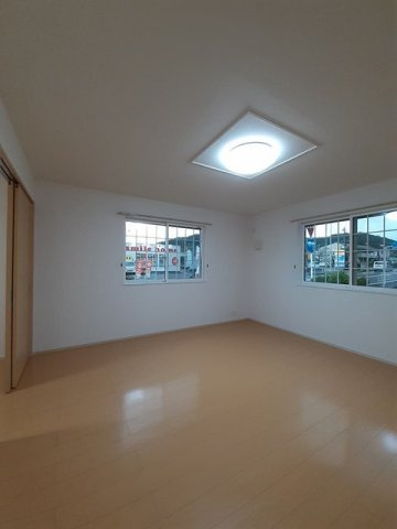 中はこのようになっています