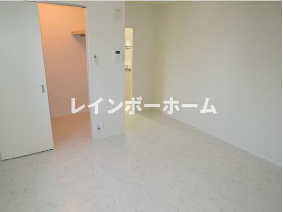 グランシャリオの洋室