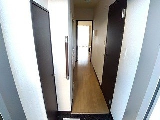 ゆったりとした玄関です