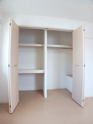 小物を収納するのに便利です