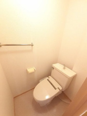 シンプルで使いやすいトイレです