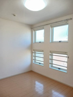 明るい室内です