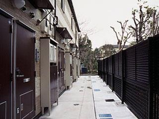 落ち着いた玄関です