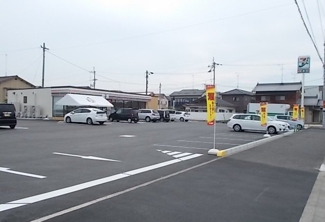 【周辺】 | クレメント | セブンイレブン東村４丁目店様まで850m