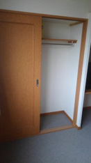 内装は落ち着いています