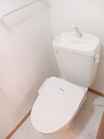 コンパクトで使いやすいトイレです