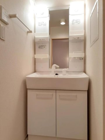 忙しい朝には欠かせない洗面所です