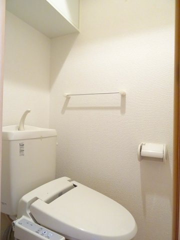 シンプルで使いやすいトイレです