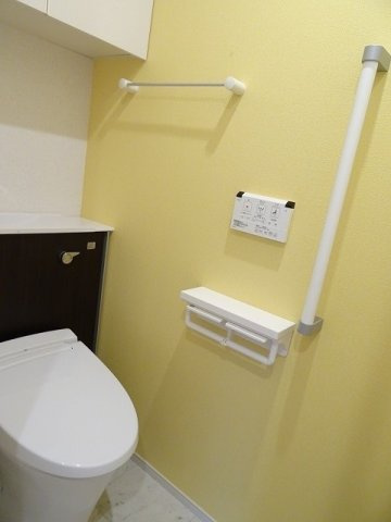 清潔感のあるトイレです