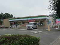ファミリーマートまで290m