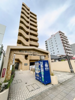 落ち着いた雰囲気の外観です