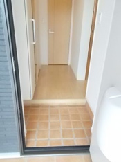 シンプルで使いやすい玄関です