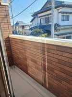 お洗濯にも便利なバルコニー付き