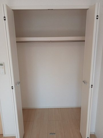 たっぷりとした収納スペースです