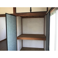 明るい色調の室内です
